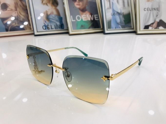 Louis Vuitton Sunglasses ID:20230516-271